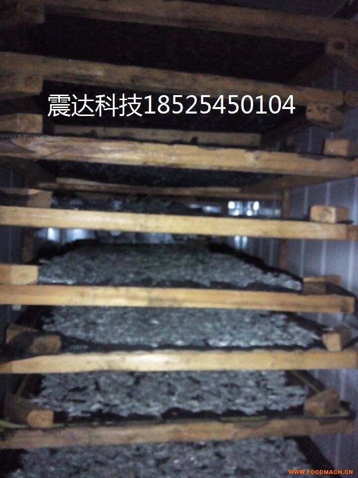 ���~��� С�~С�r���